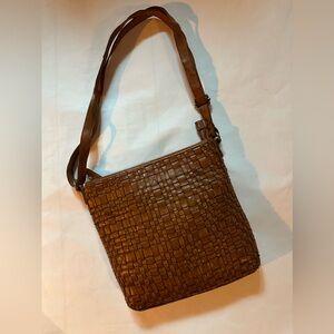 VILENCA HOLLAND Woven Leather Shoulder Bag by Anthropologie, Brown.